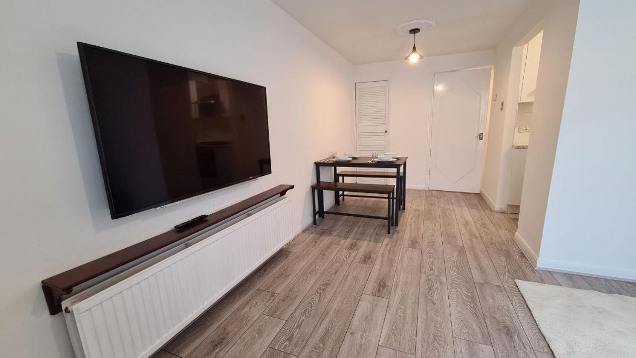 Apartment 185 Lanark *