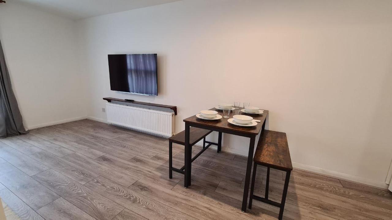 Apartment 185 Lanark